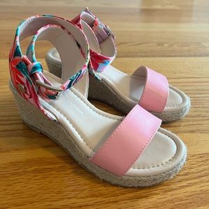 GIRLS size 1 floral espadrille sandals